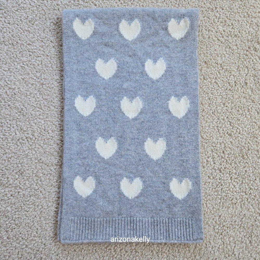 NWT Talbots Cashmere Grey Knit Scarf With White Hearts - Picture 7 of 8